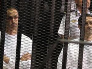 حبس علاء وجمال مبارك 15 يوما فى قضية جمعية الطيارين